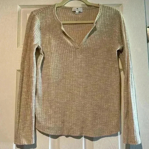 Socialite Tops - Long Sleeve Thermal